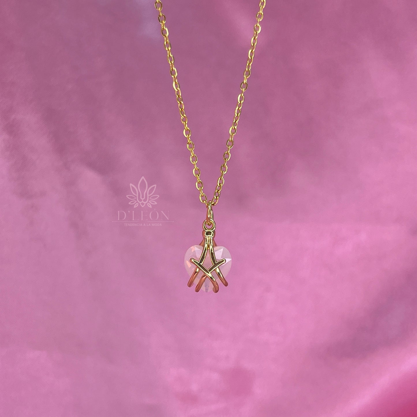 Conjunto collares corazón castillo de diamantes