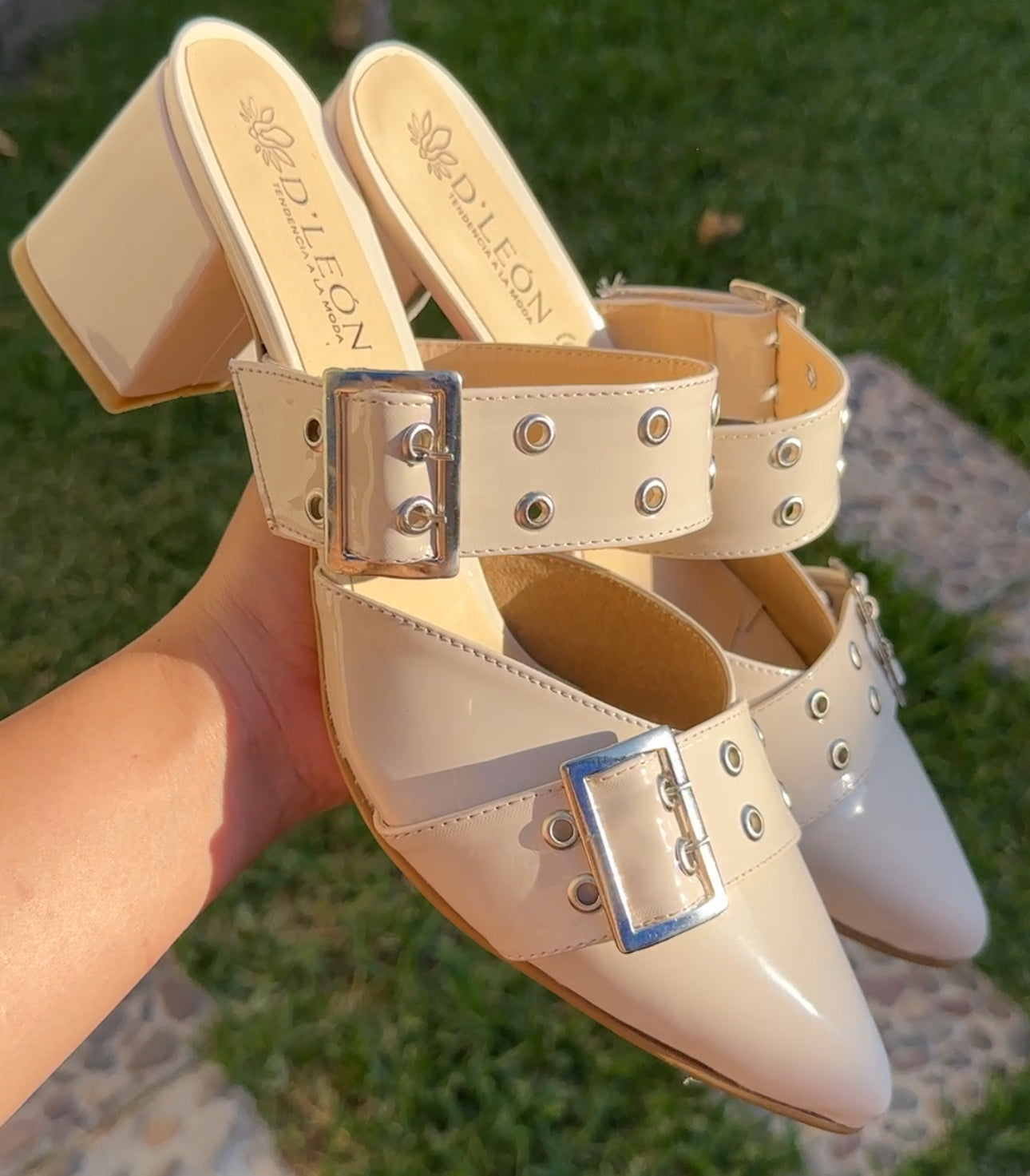 Zapatillas modelo 5005