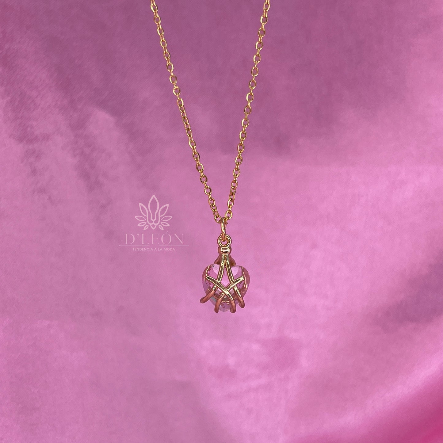 Conjunto collares corazón castillo de diamantes