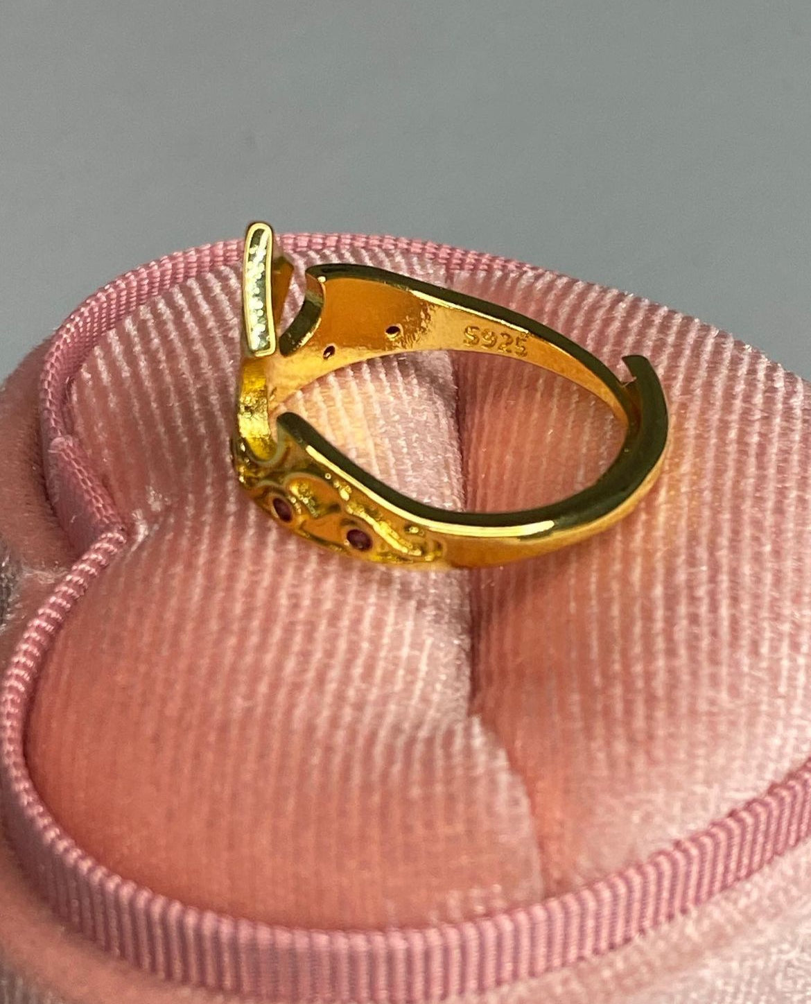 Anillo corona Aurora