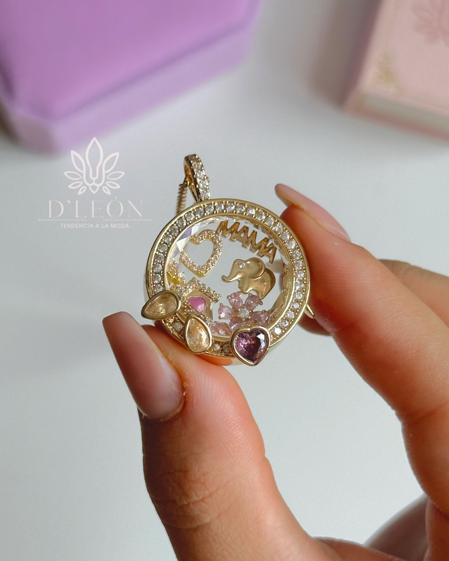 Collar caja de cristal + 4 charms