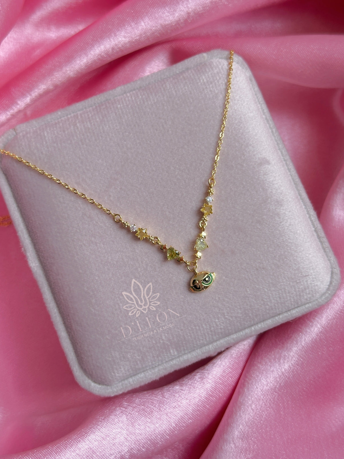 Collares chicas super poderosas