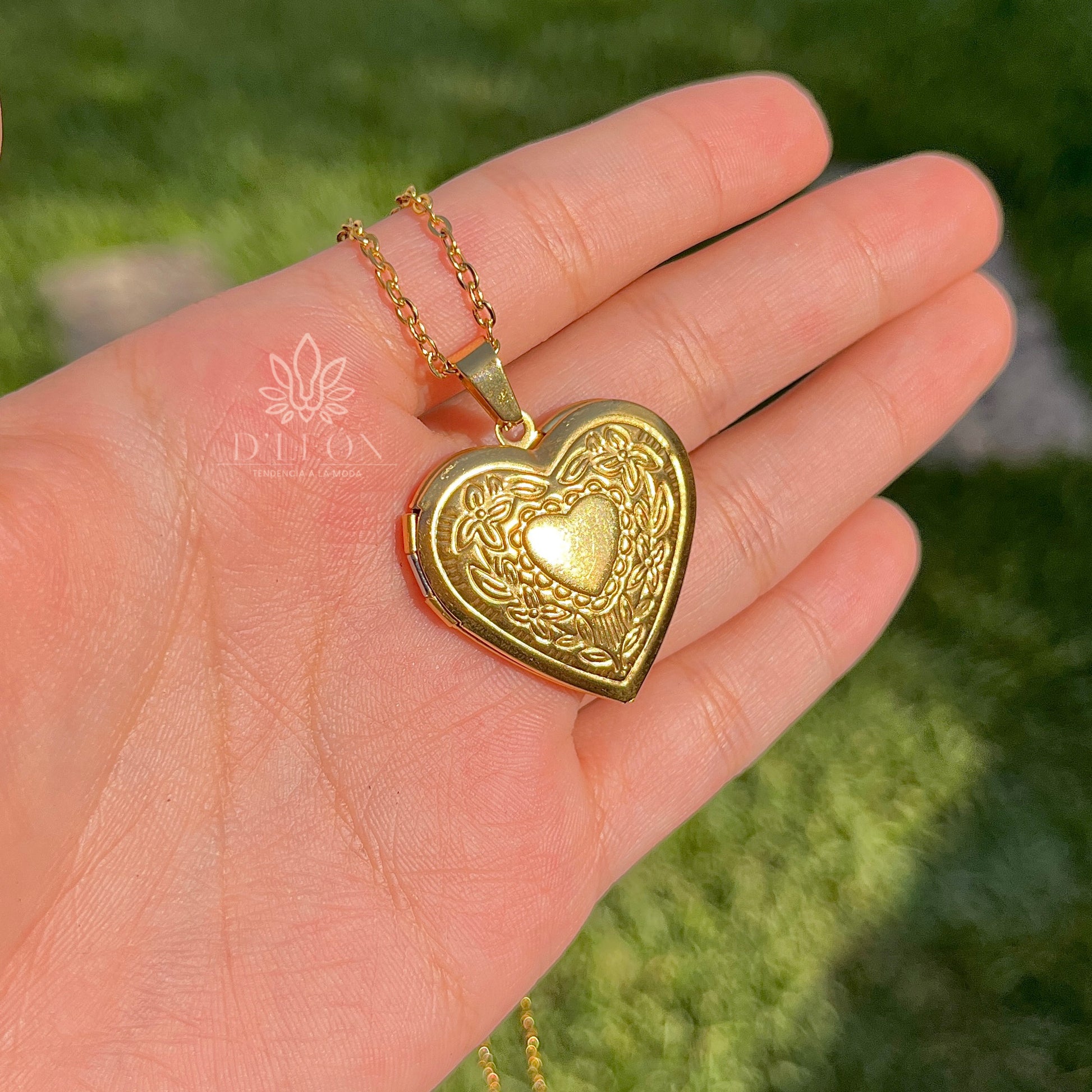 Collar Barbie y el cascanueces