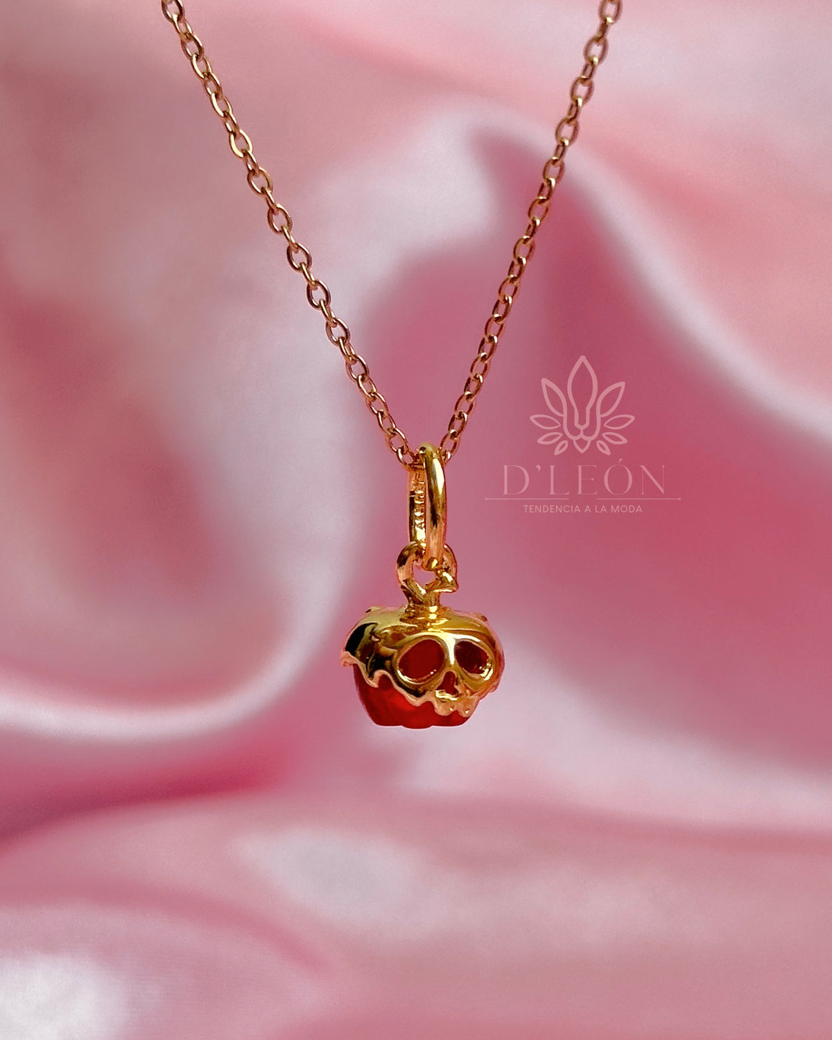 Collar manzana (la reina malvada)